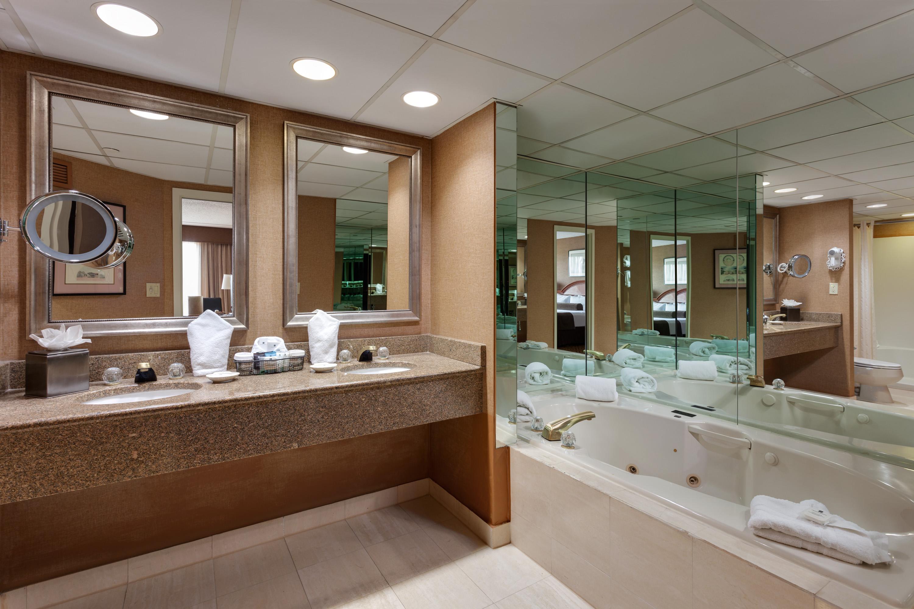 Crowne Plaza Englewood By Ihg Exterior foto