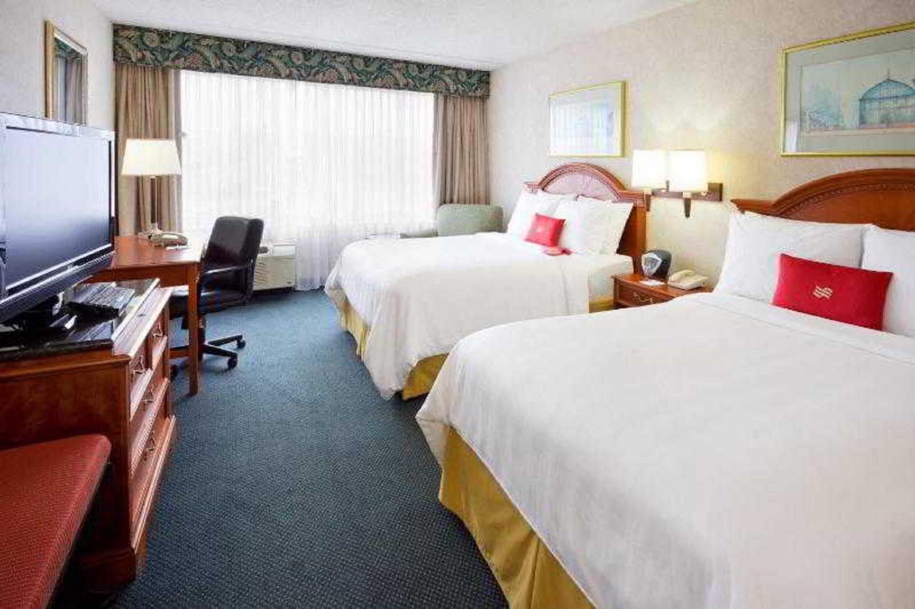 Crowne Plaza Englewood By Ihg Exterior foto